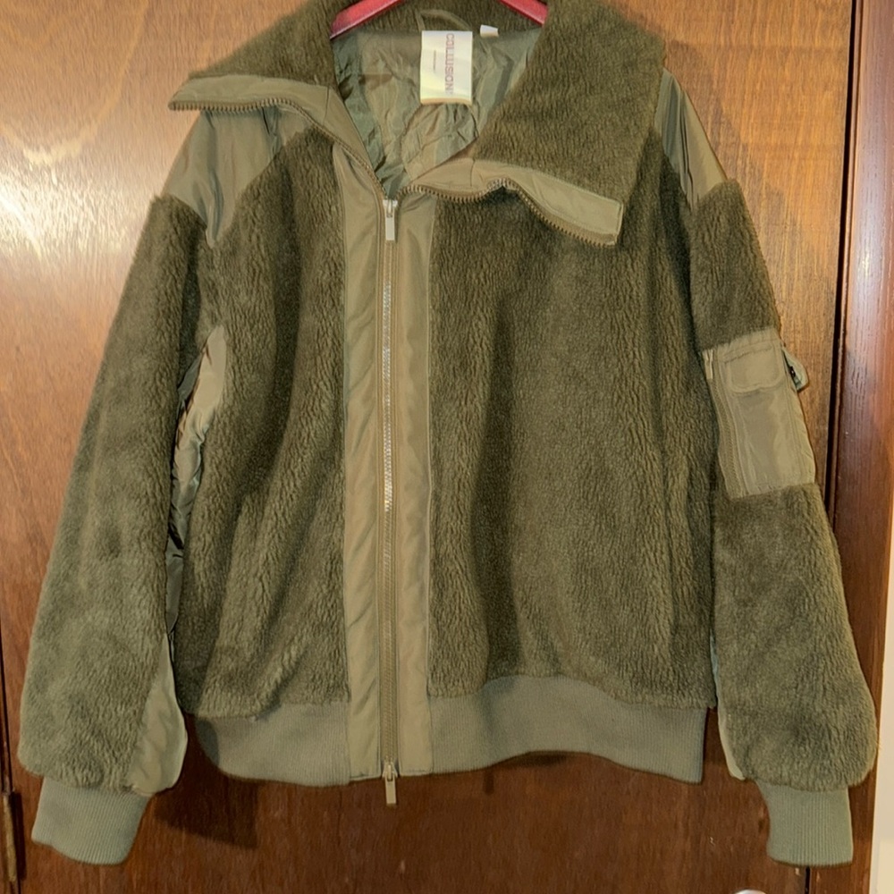Men’s XXL Green Sherpa Avant Garde Bomber Jacket